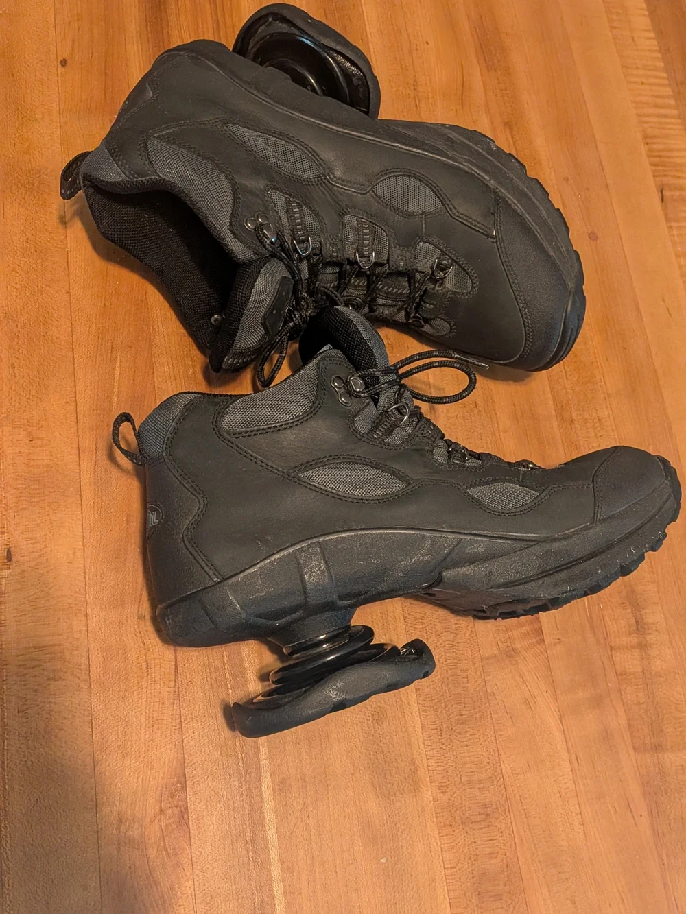 Z-CoiL Pain Relief Hiking Boots – Black – Men’s Size 11 Orthopedic Spring Shoes
